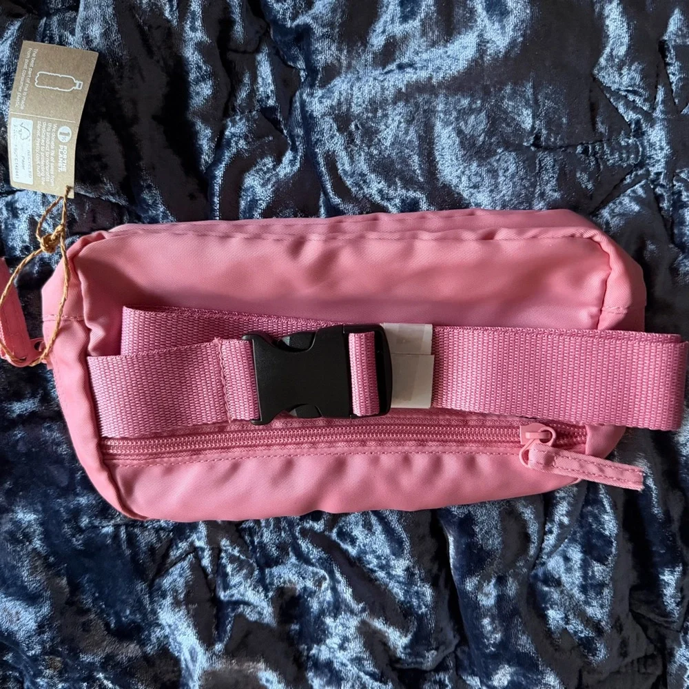 Biodance Pink Fannypack - Picture 2 of 2